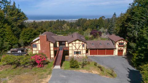 A home in Fort Bragg