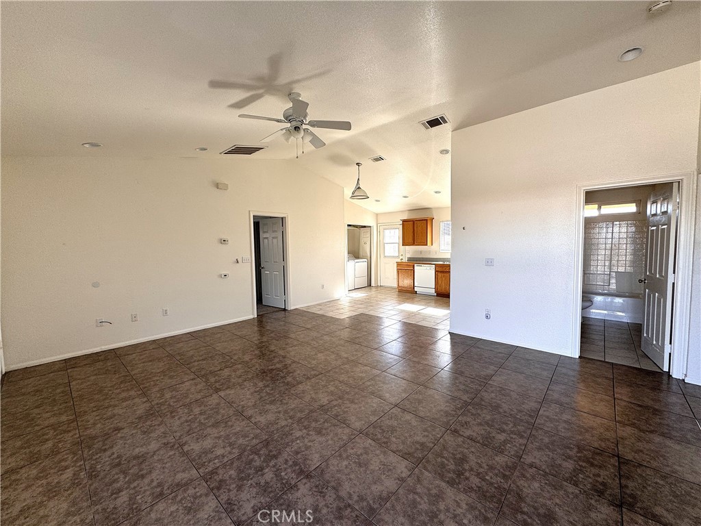 24925 Paseo Robles