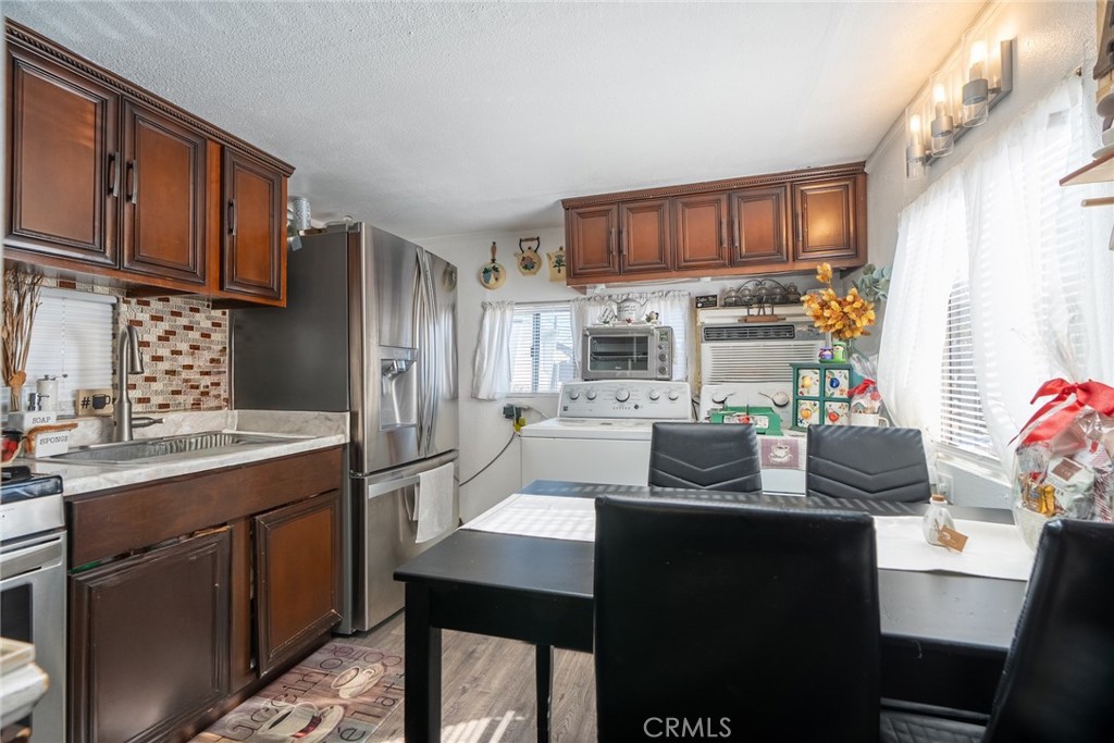 4523 Cecilia st 2