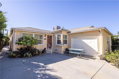 A home in Reseda