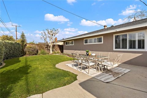 A home in North Tustin