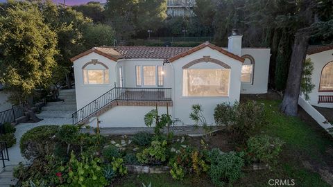 A home in Studio City