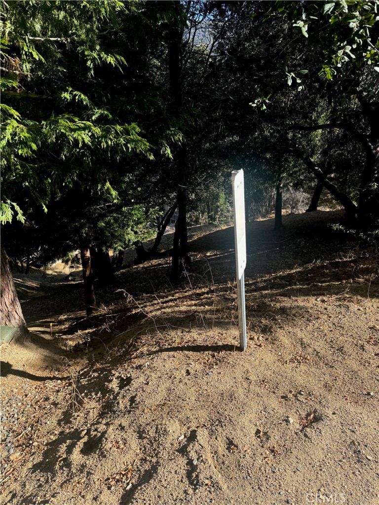 Crestline (CRES) - Land