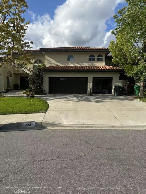 923 Derek Dr Arcadia CA 91006