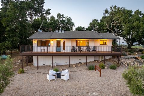 A home in Templeton