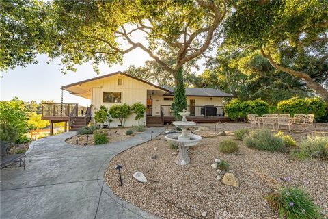 A home in Templeton