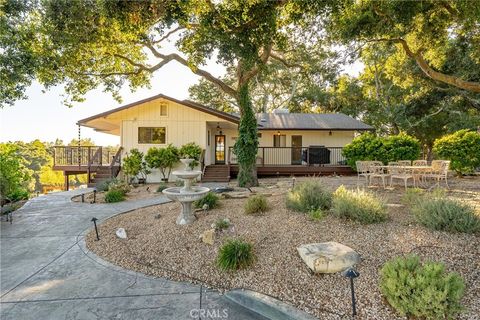 A home in Templeton