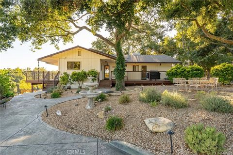 A home in Templeton