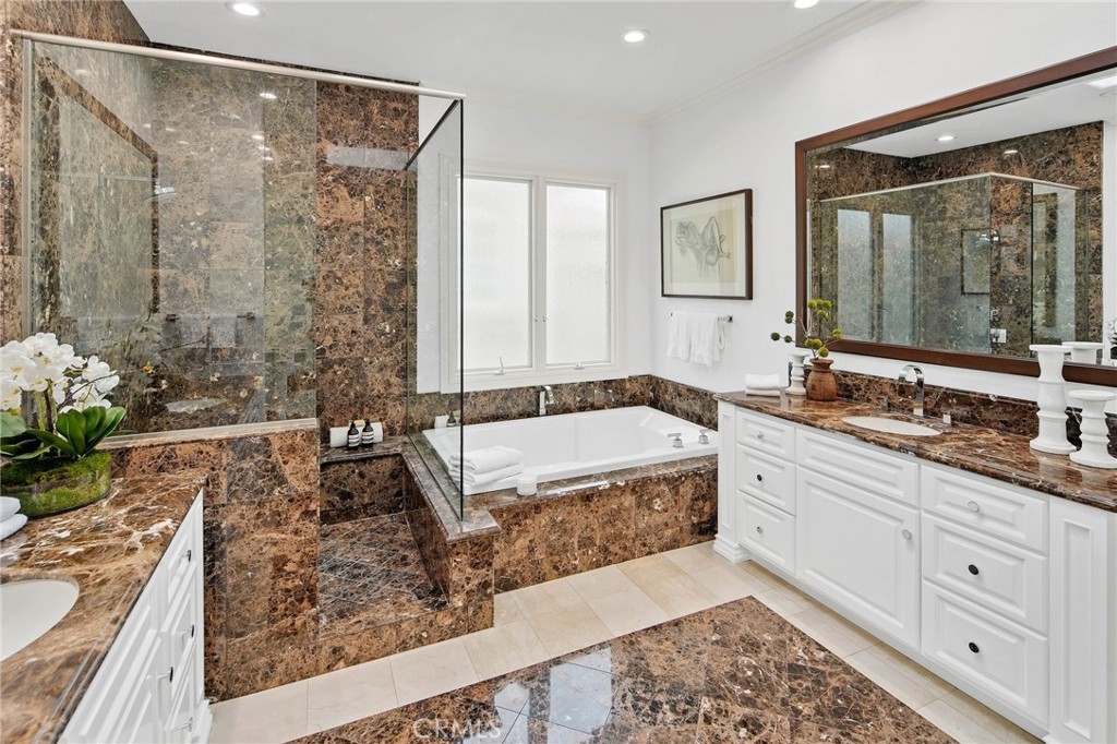 Ritz Cove (RC) - Residential