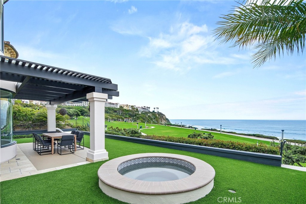 Ritz Cove (RC) - Residential