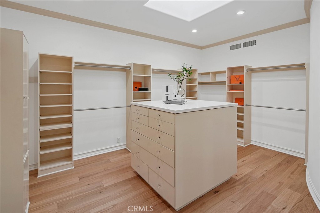 Ritz Cove (RC) - Residential