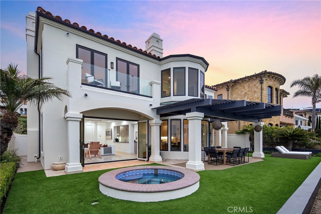 Ritz Cove (RC) - Residential