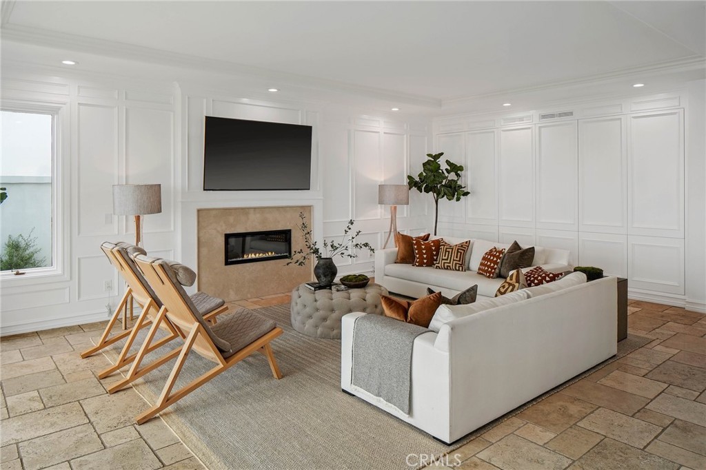 Ritz Cove (RC) - Residential