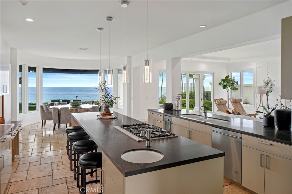 Ritz Cove (RC) - Residential