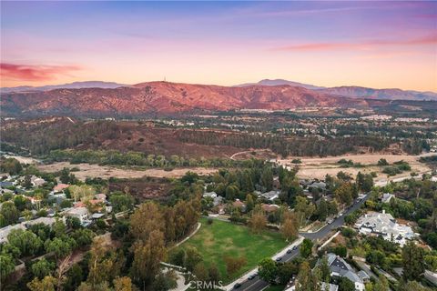 A home in North Tustin