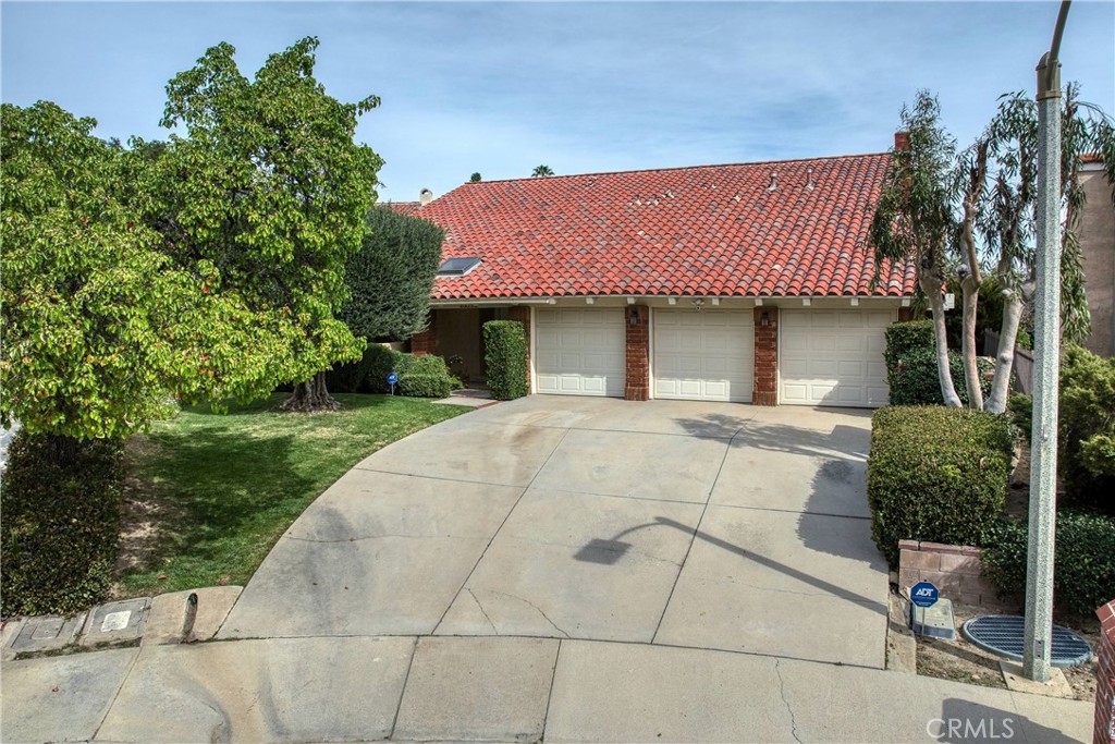 23323 Park Mariposa