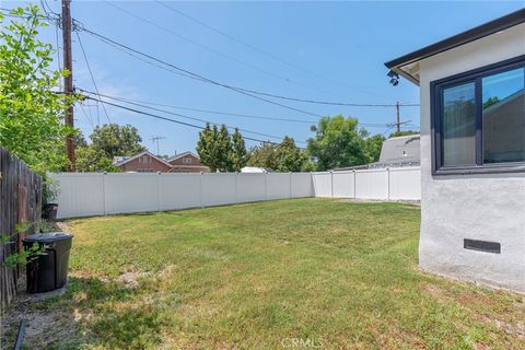 A home in Reseda