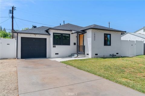 A home in Reseda