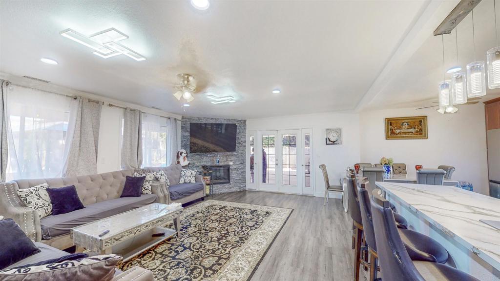 13138 Julian Ave