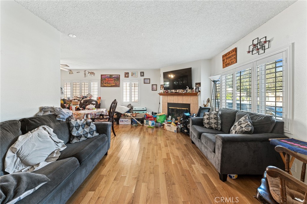 833 Findlay Avenue