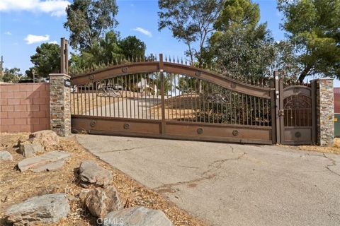 A home in Agua Dulce