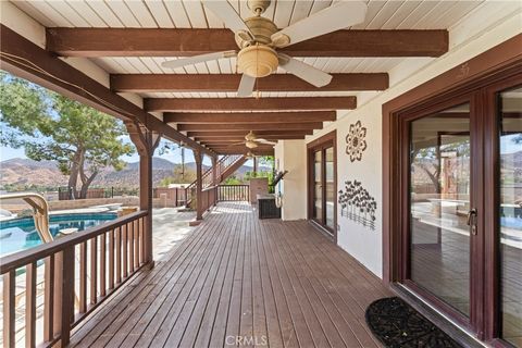 A home in Agua Dulce