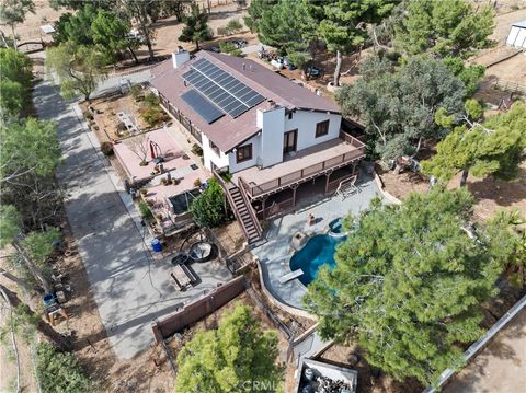 A home in Agua Dulce