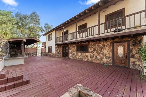 A home in Agua Dulce