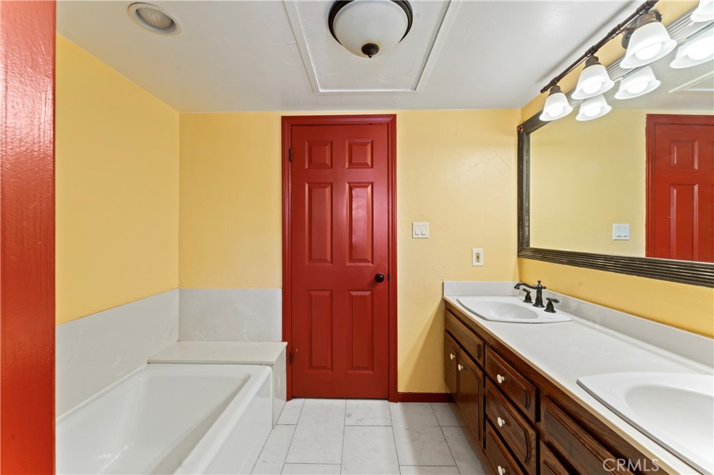 Custom Agua Dulce (CADUL) - Residential