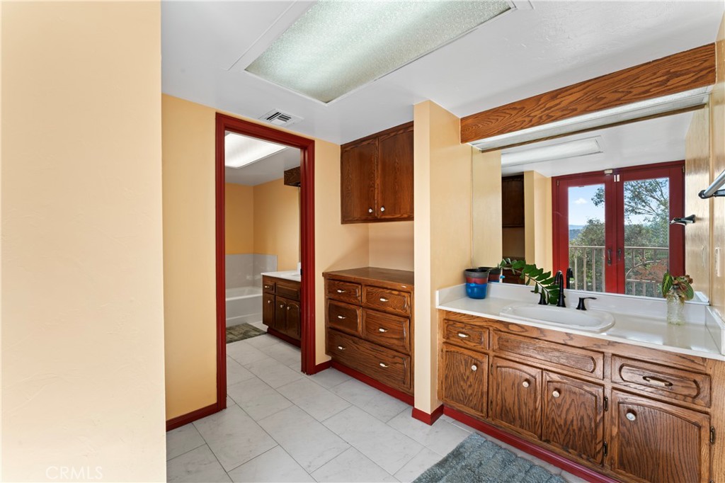 Custom Agua Dulce (CADUL) - Residential