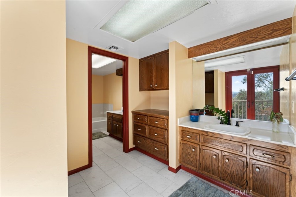 Custom Agua Dulce (CADUL) - Residential