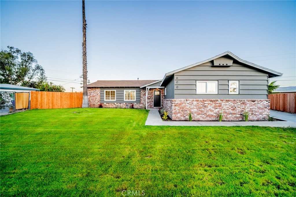 600 E Glen Oak Street