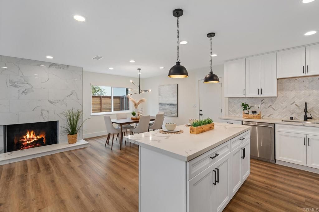 listing image 130726718689447619561