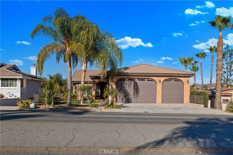 A home in Canyon Lake