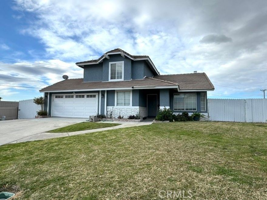 Discover your next living space in this 2-story home nestled within the desirable north Rialto area. Tucked away in a peaceful cul-de-sac, it boasts a refreshing pool and a spacious backyard, ideal for entertaining or soaking up the California sun. Inside, the open-concept layout welcomes you with upgraded flooring and a sleek kitchen, setting the stage for modern living. With 3 bedrooms, 2.5 baths, and a convenient downstairs bonus room, there's plenty of space for relaxation and recreation. It's also equipped with Solar.  Don't miss out on the chance to call this living space your home!