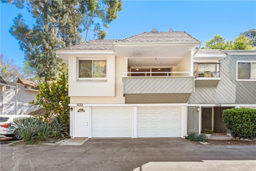 This charming Laguna Village condo is an end unit, with a peaceful view of trees and nearby trails. This very private location provides a peaceful retreat. The home is fully furnished and has an upgraded kitchen with a large balcony off the living area where you can enjoy the view and the breeze. This tastefully furnished home includes: a new, big screen HD Smart TV with stereo sound system; a bar height table for elegant dining; a sofa and massage chair in the living room - perfect for entertaining, relaxing or watching your favorite programs on TV; both bedrooms are light and bright and either can be used as an office or bedroom. The kitchen is fully furnished with a complete set of flatware, dishes, glassware, toaster and coffee maker. Linens for the bathroom, bedroom and kitchen are also included. Wifi and utilities are INCLUDED!
The home has been deep-cleaned and is move-in ready! The one-car garage is enclosed with direct access to the front door. There is plenty of additional, free parking just steps from the home. Laguna Village is well known for its mature landscaping, beautiful greenbelts, access to hiking and biking trails, as well as its wonderful amenities, including pools, spas, clubhouse, fitness center, outdoor kitchen and picnic areas, and tennis, basketball and volleyball courts. Easy access to Irvine Spectrum, Los Olivos, freeways, open space preserves, and Laguna Beach, this location can’t be beat.
