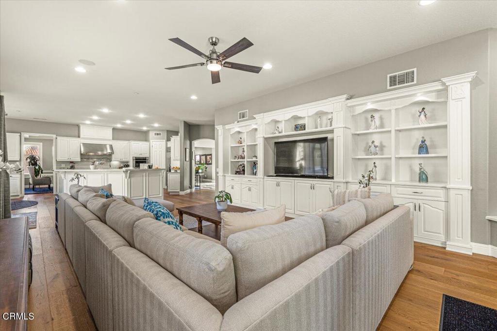 The Pinnacle - 5248 - Residential