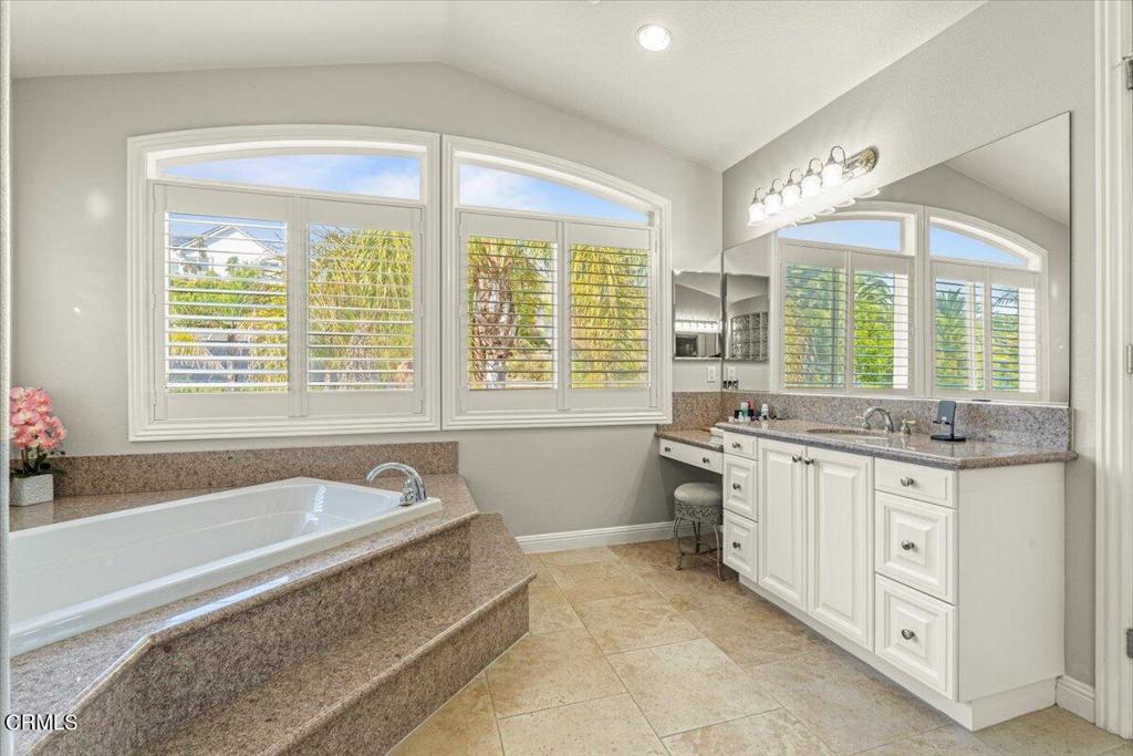 The Pinnacle - 5248 - Residential