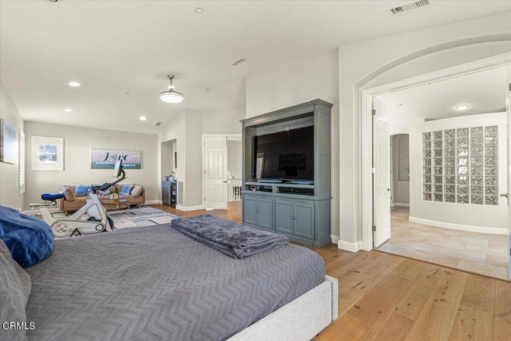 The Pinnacle - 5248 - Residential