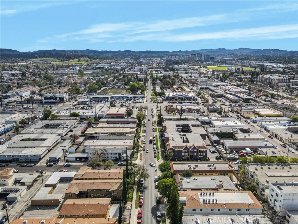 Properties 4 7313 Milwood Avenue