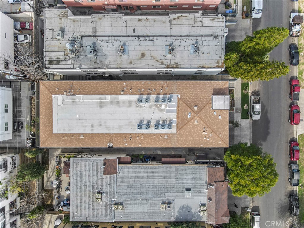 Properties 2 7313 Milwood Avenue