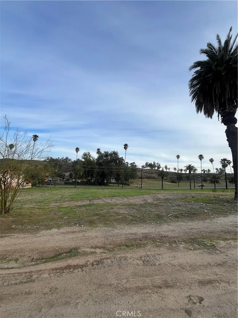 Lake Elsinore, California 92530, United States, ,Land,Pending,117614