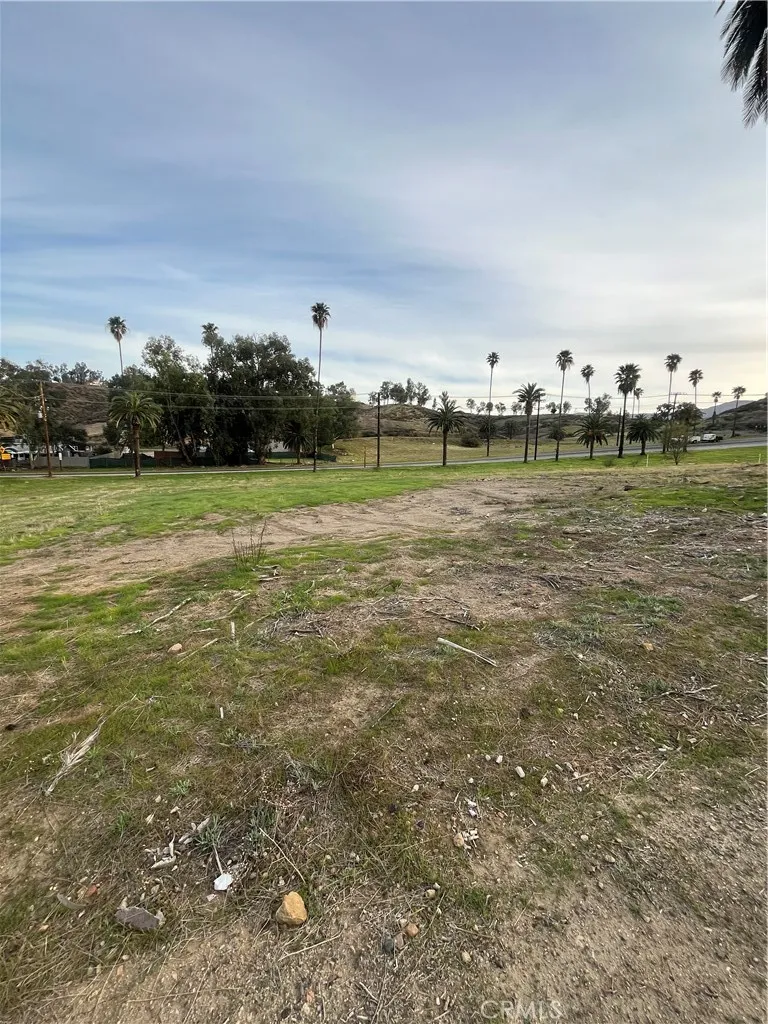 Lake Elsinore, California 92530, United States, ,Land,Pending,117614