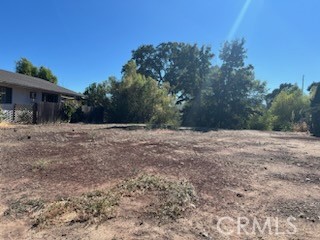 Waterfront buildable parcel, channel front, nice neighborhood, views, Clearlake Oaks Keys, clubhouse and pool available to members of the Keys Club!