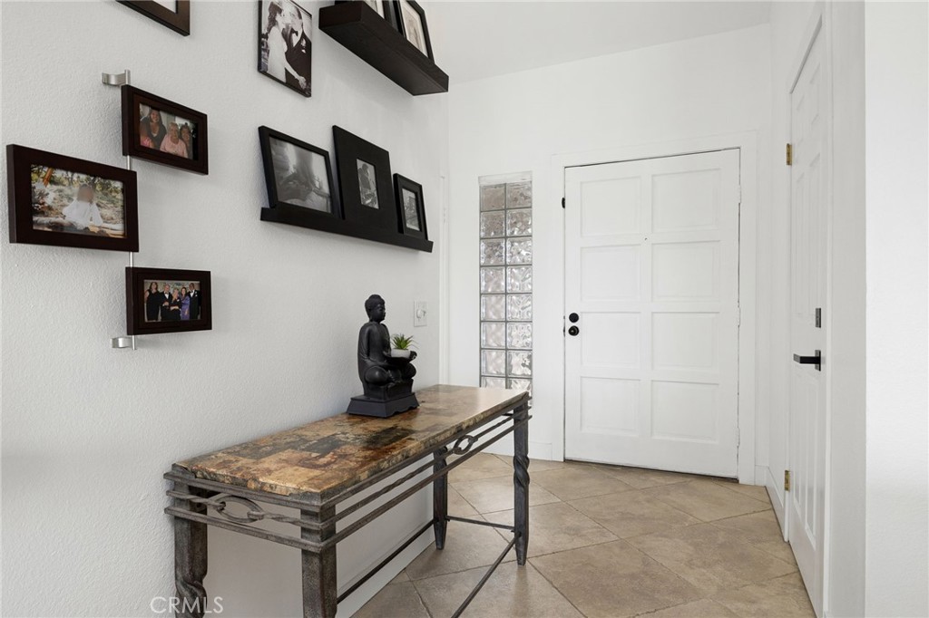 1216 Paseo Gracia