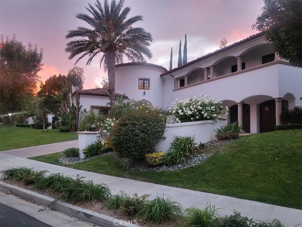 Photo 18 of 21 of 4995 Avenida Oriente house