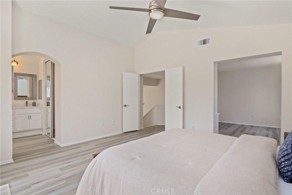 listing image 130727945872716252217