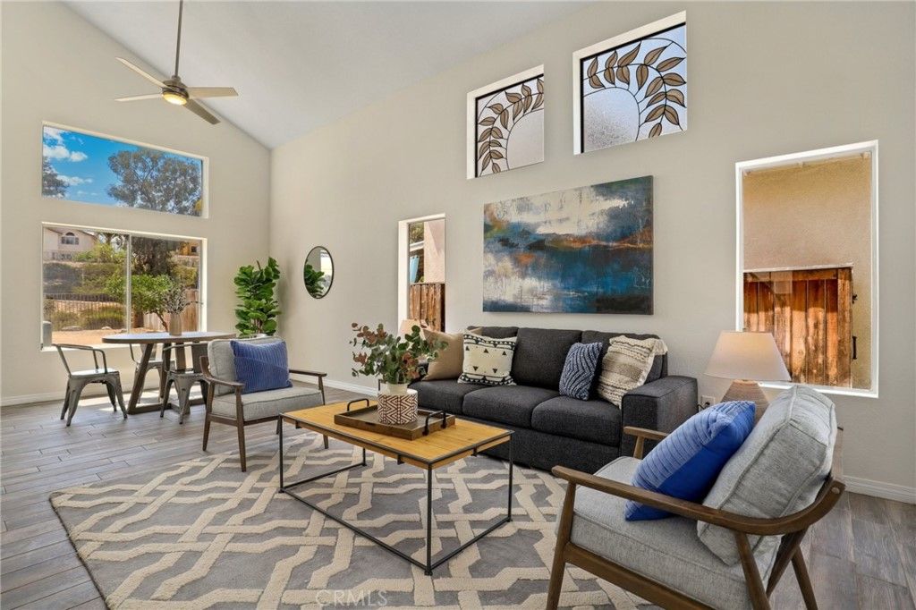 listing image 130721271189645194571