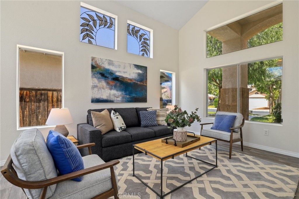 listing image 130728191860867722780