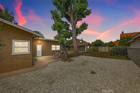 A home in El Monte